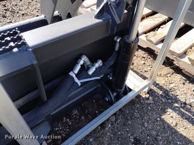 image for item LN9853 76