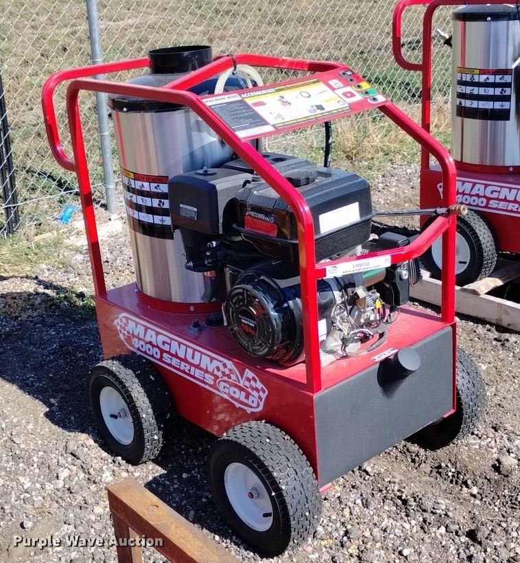 image for item LN9858 Magnum  GS18 pressure washer