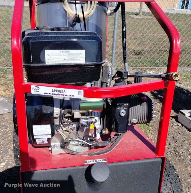 image for item LN9858 Magnum  GS18 pressure washer