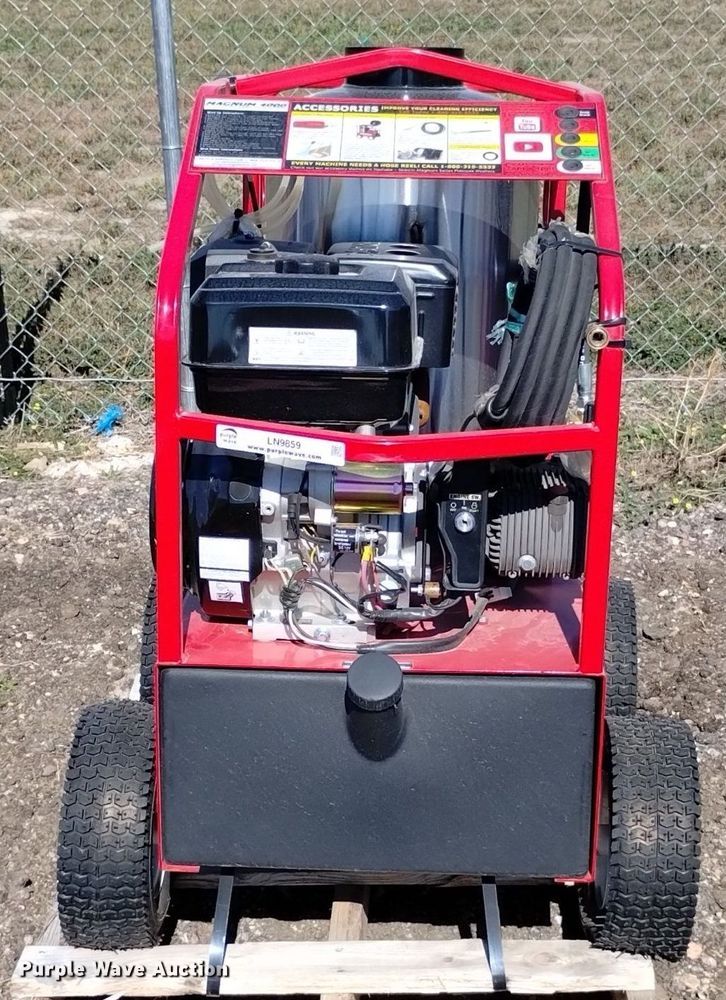 image for item LN9859 Magnum  GS18 pressure washer