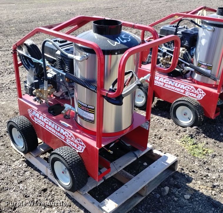 image for item LN9859 Magnum  GS18 pressure washer