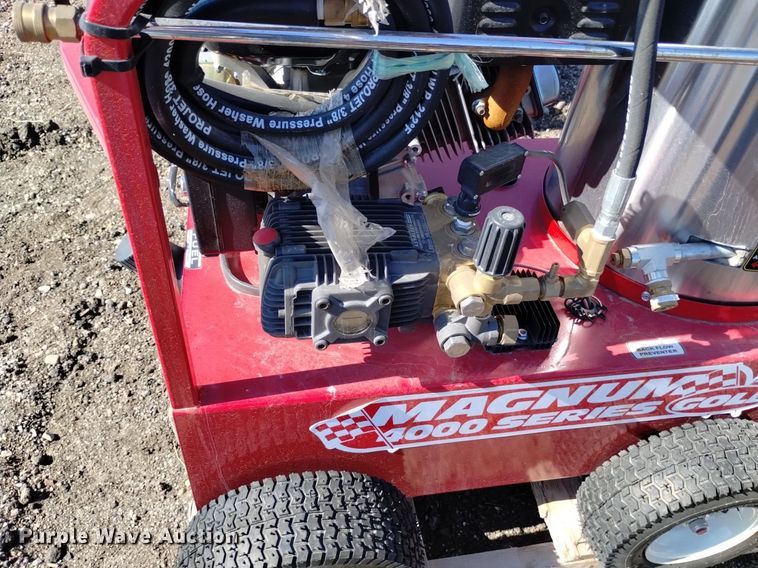 image for item LN9859 Magnum  GS18 pressure washer