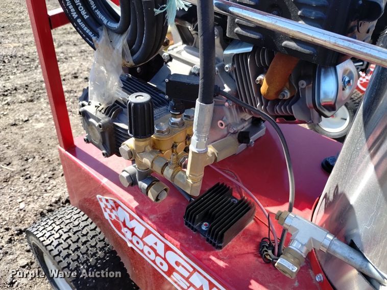 image for item LN9859 Magnum  GS18 pressure washer