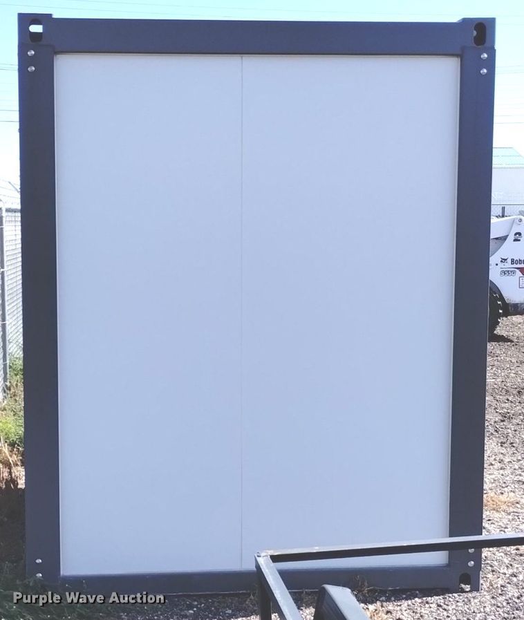 image for item LN9861 Portable restroom 