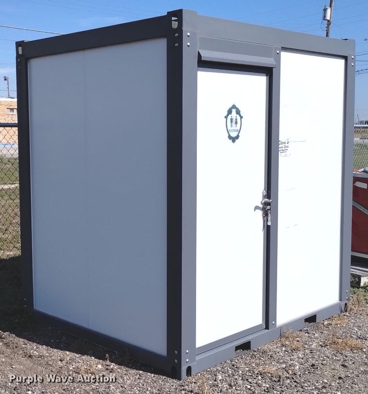 image for item LN9861 Portable restroom 