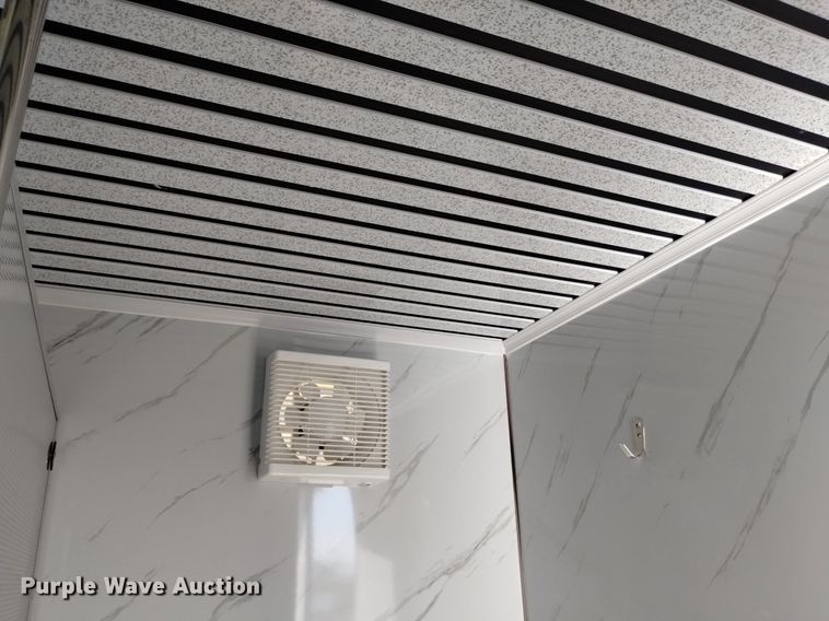 image for item LN9861 Portable restroom 