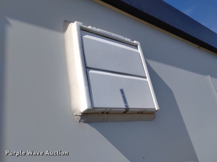 image for item LN9861 Portable restroom 