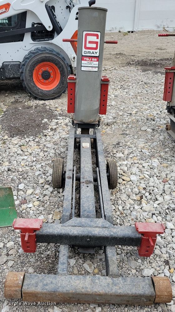image for item LO9820 Gray TSJ 55  truck jack