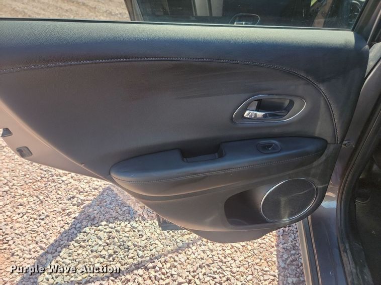 image for item LQ9237 2016 Honda HR-V  SUV