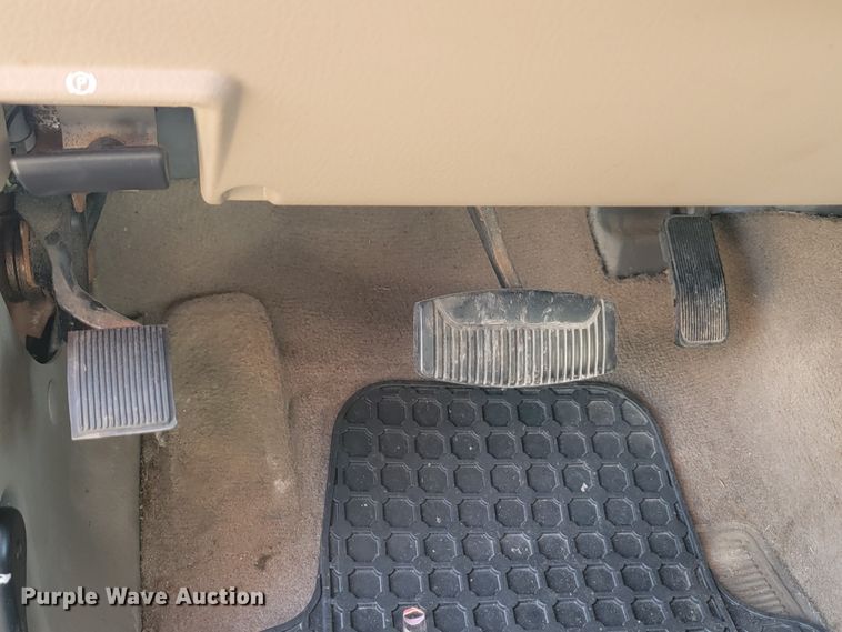 image for item LQ9262 2004 Mercury Mountaineer  SUV