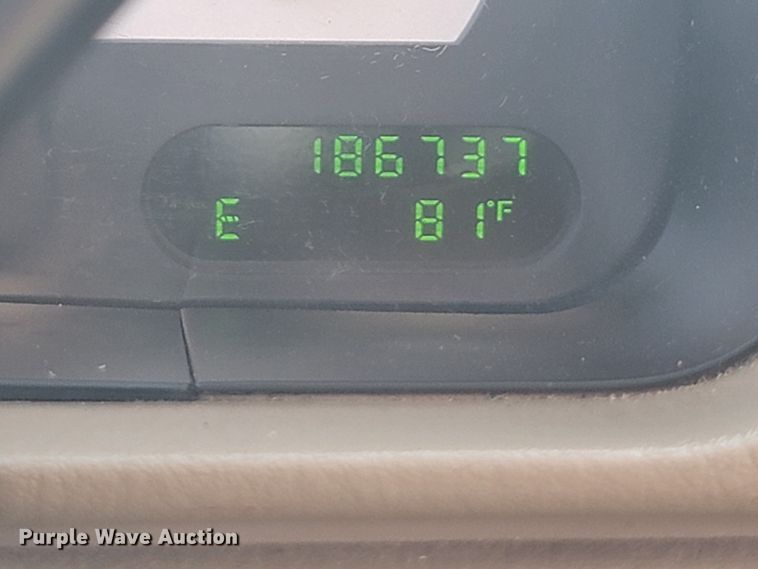 image for item LQ9262 2004 Mercury Mountaineer  SUV