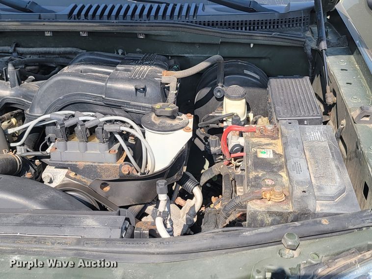 image for item LQ9262 2004 Mercury Mountaineer  SUV