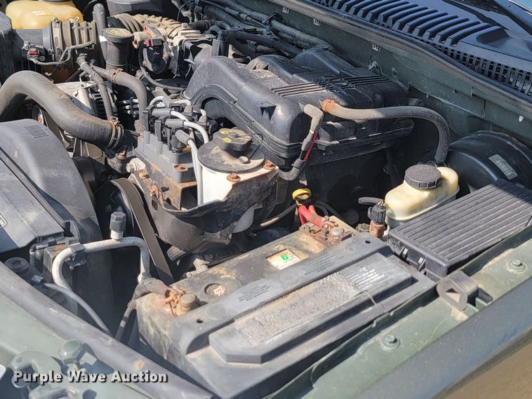 image for item LQ9262 2004 Mercury Mountaineer  SUV