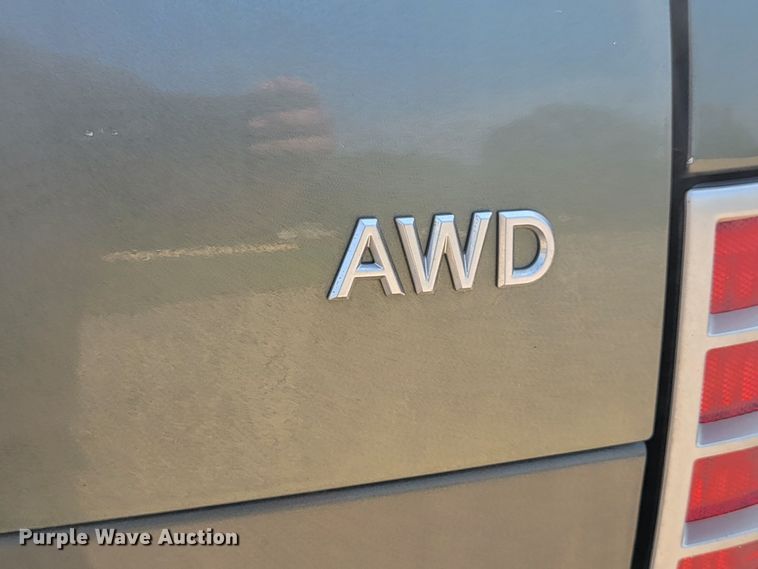 image for item LQ9262 2004 Mercury Mountaineer  SUV