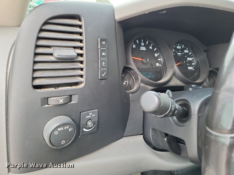 image for item LS9606 2012 Chevrolet Silverado 1500  Ext. Cab pickup truck