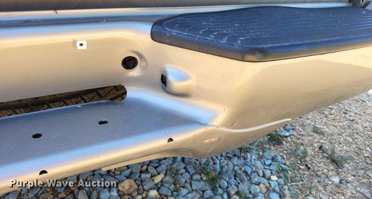 image for item LS9743 2000 Cadillac Escalade  SUV