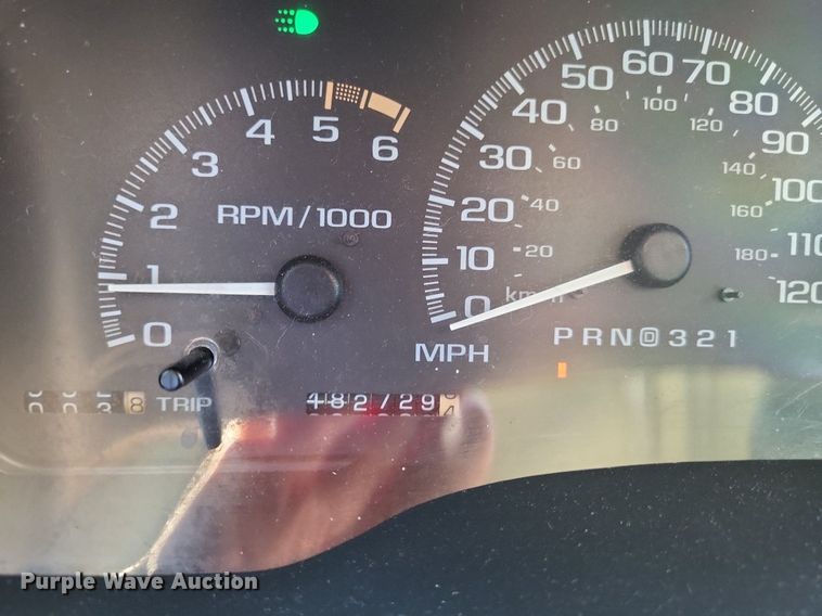 image for item LS9743 2000 Cadillac Escalade  SUV