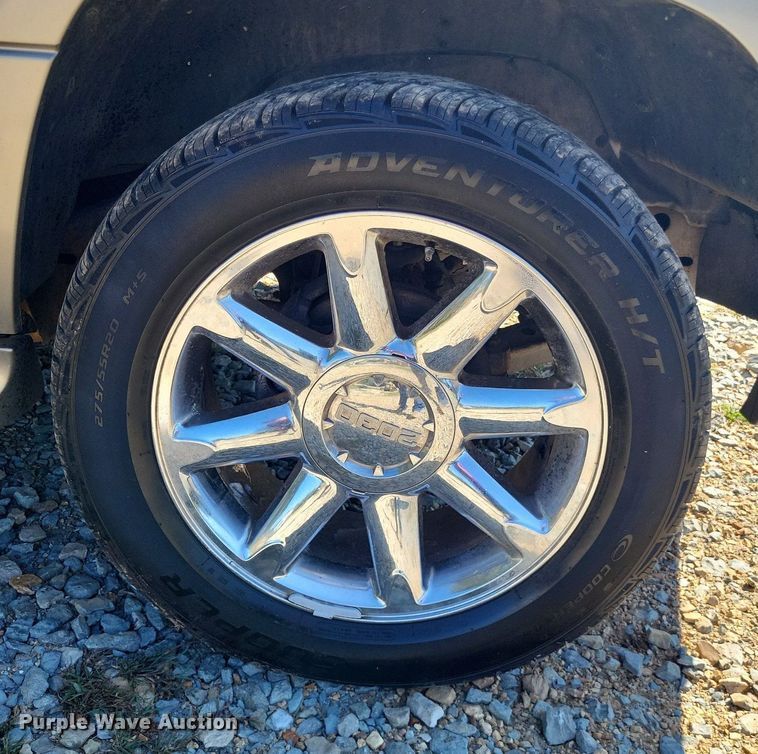 image for item LS9743 2000 Cadillac Escalade  SUV