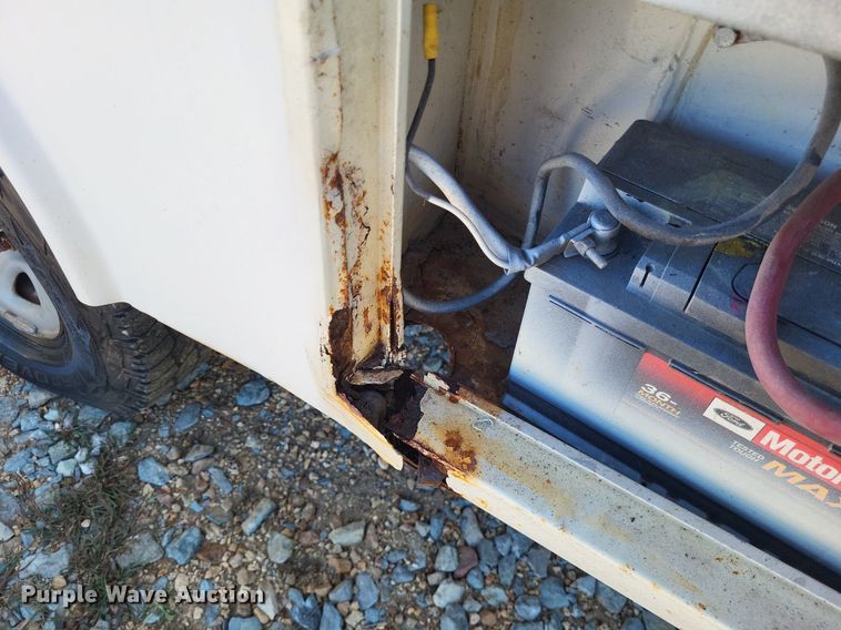 image for item LS9744 2007 Chevrolet 2500HD  Ext. Cab utility bed pickup truck