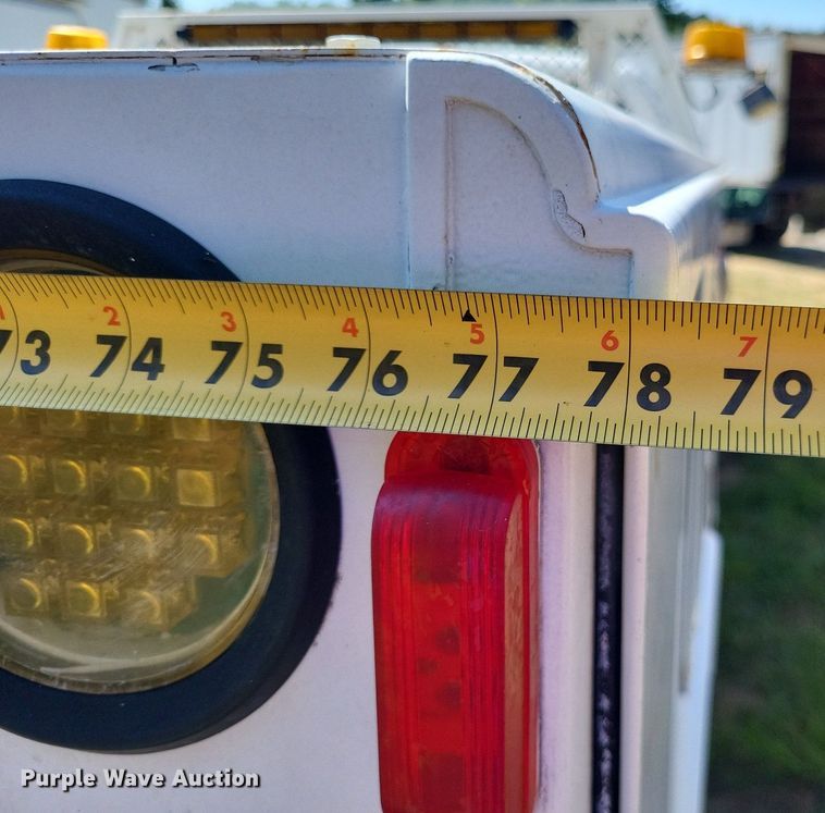 image for item LS9744 2007 Chevrolet 2500HD  Ext. Cab utility bed pickup truck