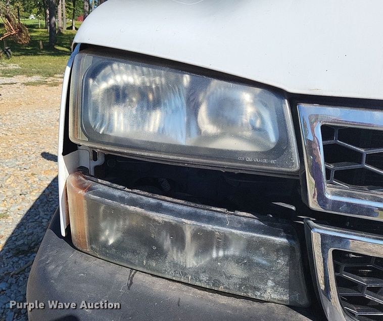 image for item LS9744 2007 Chevrolet 2500HD  Ext. Cab utility bed pickup truck