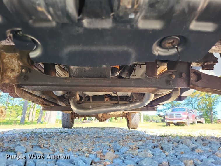 image for item LS9744 2007 Chevrolet 2500HD  Ext. Cab utility bed pickup truck