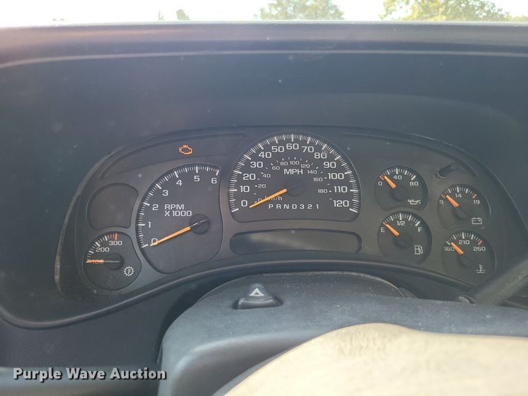 image for item LS9744 2007 Chevrolet 2500HD  Ext. Cab utility bed pickup truck