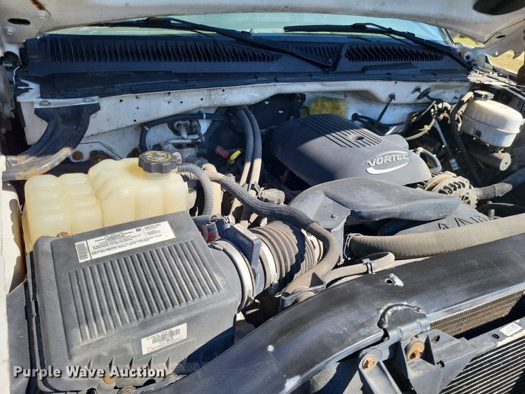 image for item LS9744 2007 Chevrolet 2500HD  Ext. Cab utility bed pickup truck