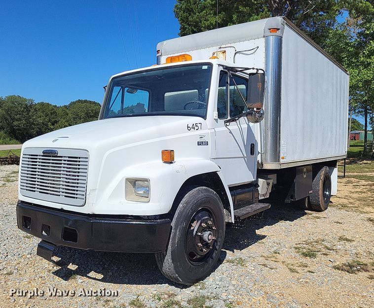 image for item LS9745 2001 Freightliner FL60  box truck