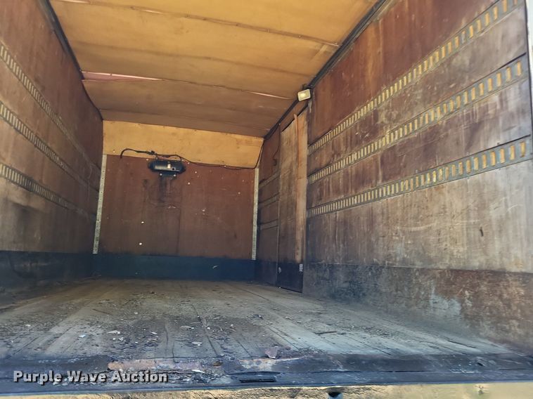 image for item LS9745 2001 Freightliner FL60  box truck