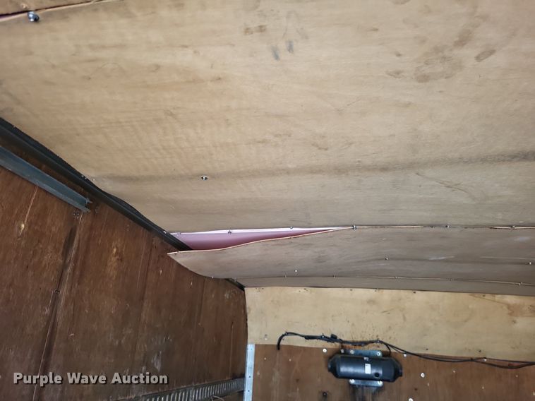 image for item LS9745 2001 Freightliner FL60  box truck