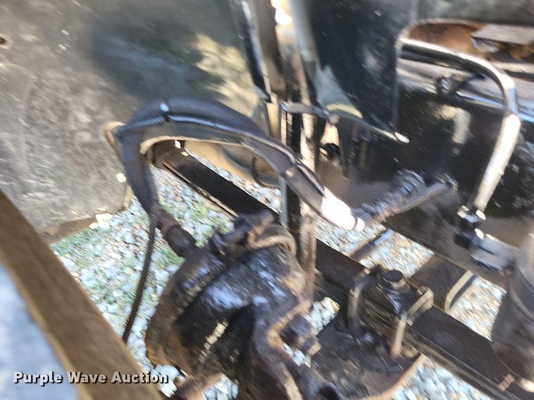 image for item LS9745 2001 Freightliner FL60  box truck