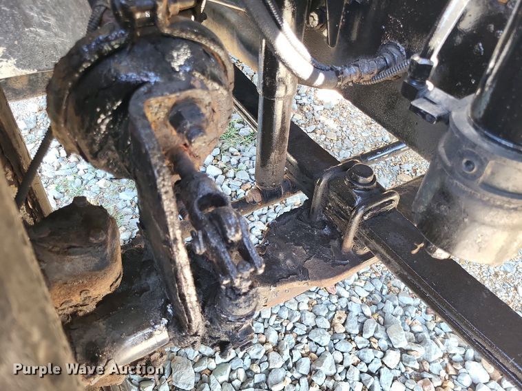 image for item LS9745 2001 Freightliner FL60  box truck