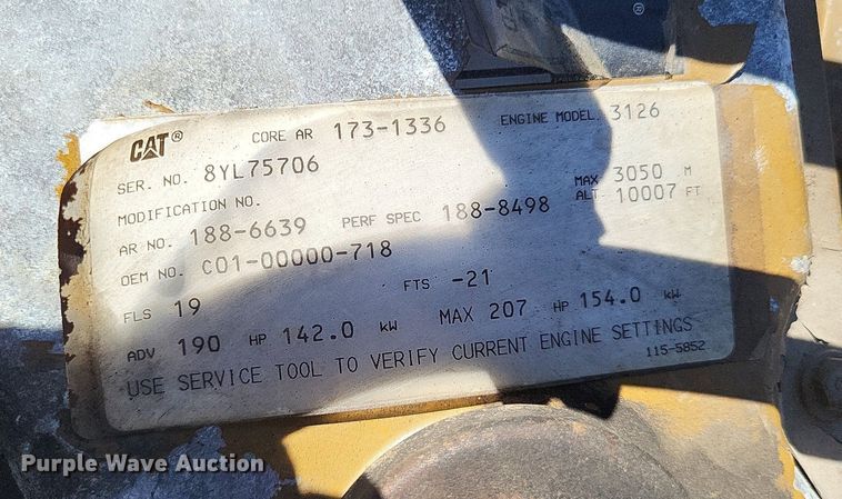 image for item LS9745 2001 Freightliner FL60  box truck