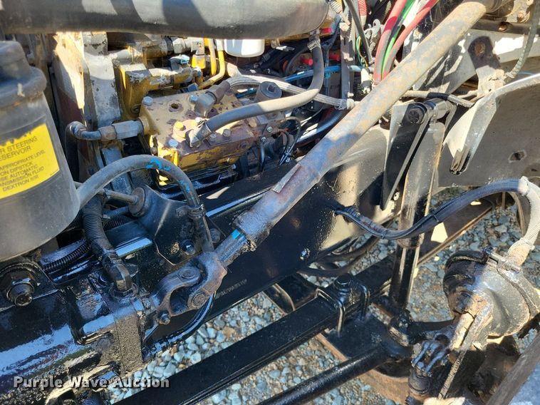 image for item LS9745 2001 Freightliner FL60  box truck