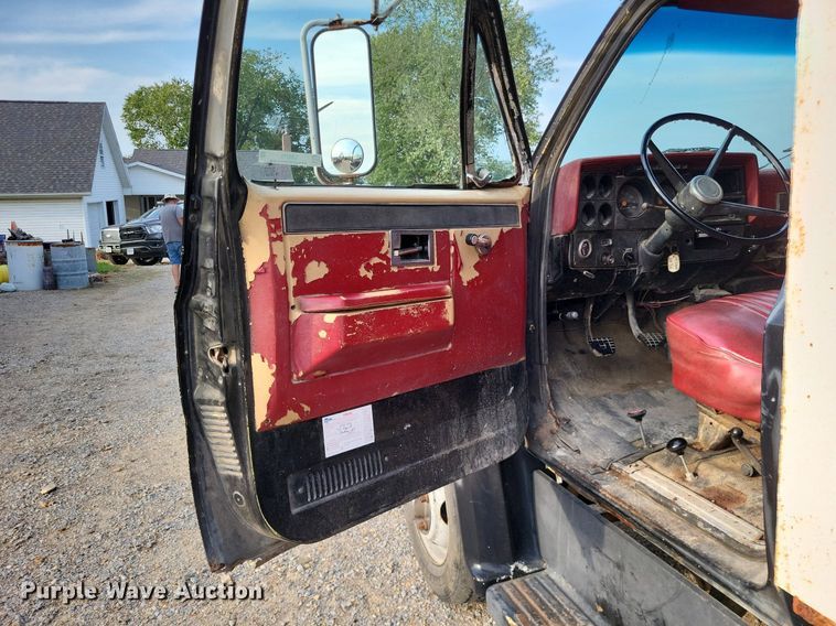 image for item LS9770 1986 Chevrolet C60  dump flatbed truck