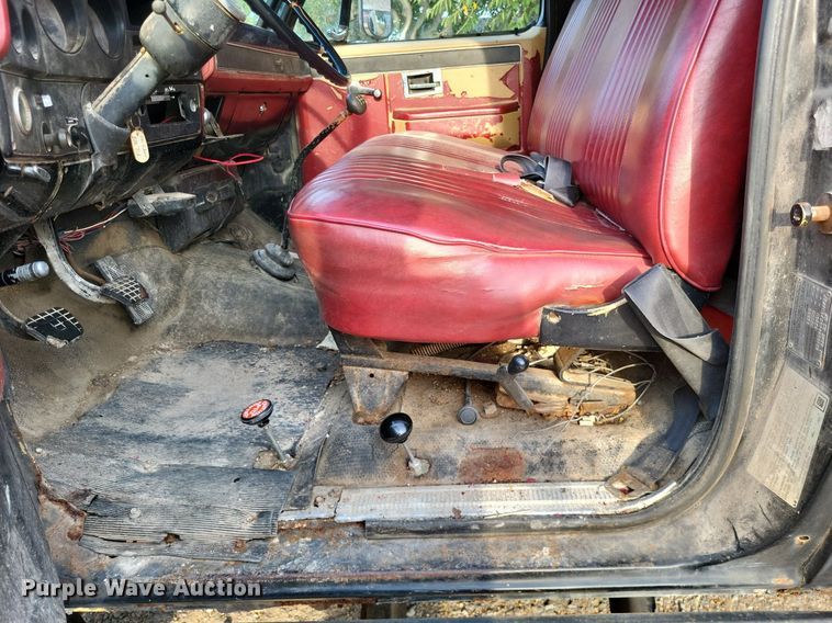 image for item LS9770 1986 Chevrolet C60  dump flatbed truck