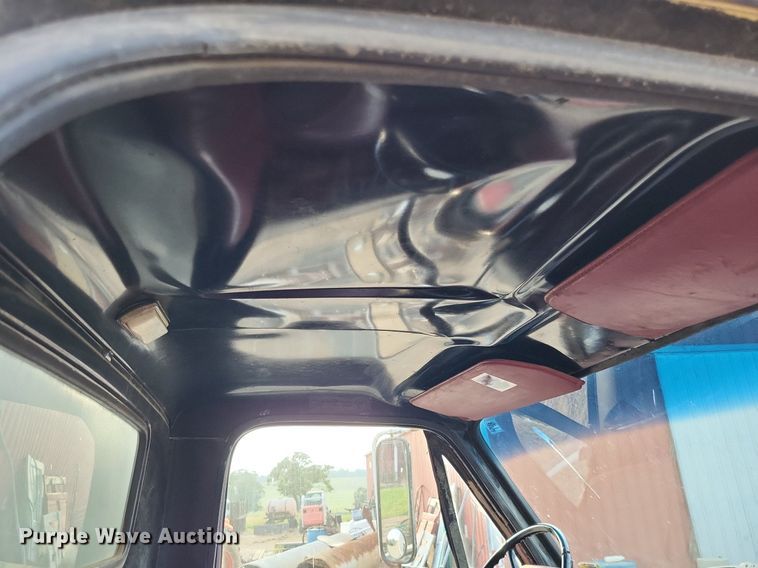 image for item LS9770 1986 Chevrolet C60  dump flatbed truck