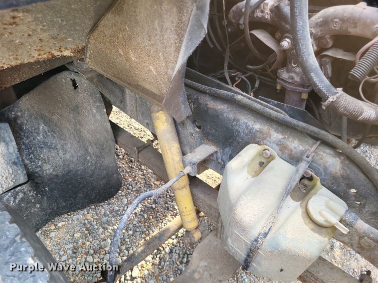 image for item LS9770 1986 Chevrolet C60  dump flatbed truck