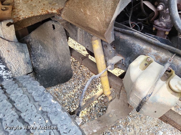 image for item LS9770 1986 Chevrolet C60  dump flatbed truck