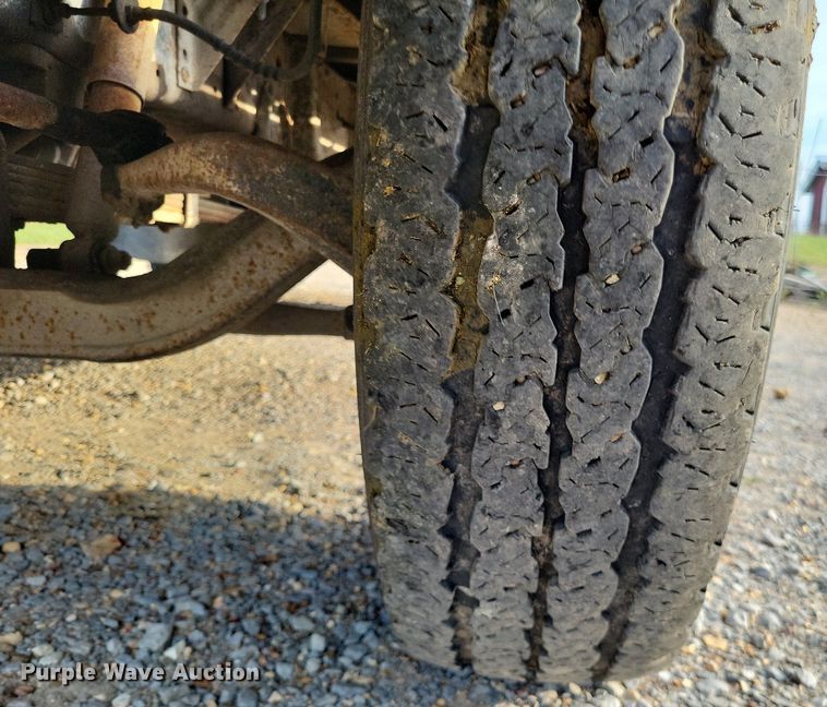 image for item LS9770 1986 Chevrolet C60  dump flatbed truck