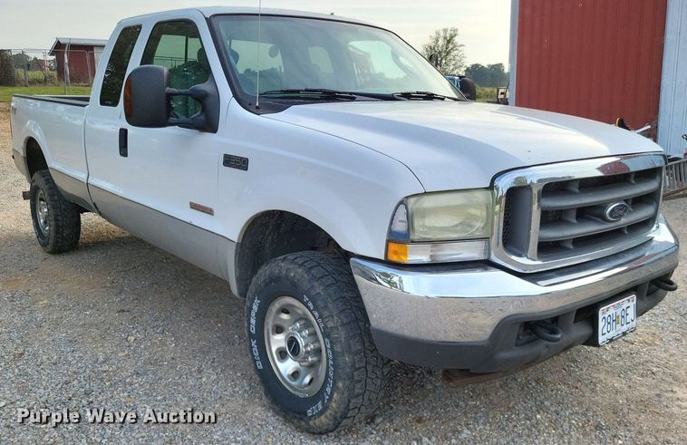 image for item LS9771 2004 Ford F350 Super Duty XLT  SuperCab pickup truck