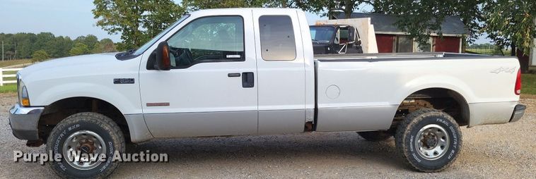 image for item LS9771 2004 Ford F350 Super Duty XLT  SuperCab pickup truck