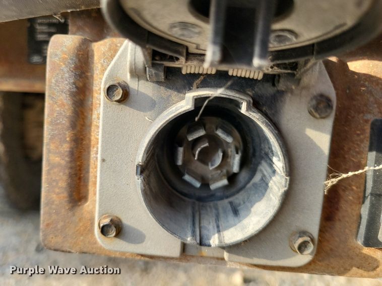 image for item LS9771 2004 Ford F350 Super Duty XLT  SuperCab pickup truck