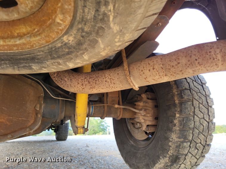 image for item LS9771 2004 Ford F350 Super Duty XLT  SuperCab pickup truck