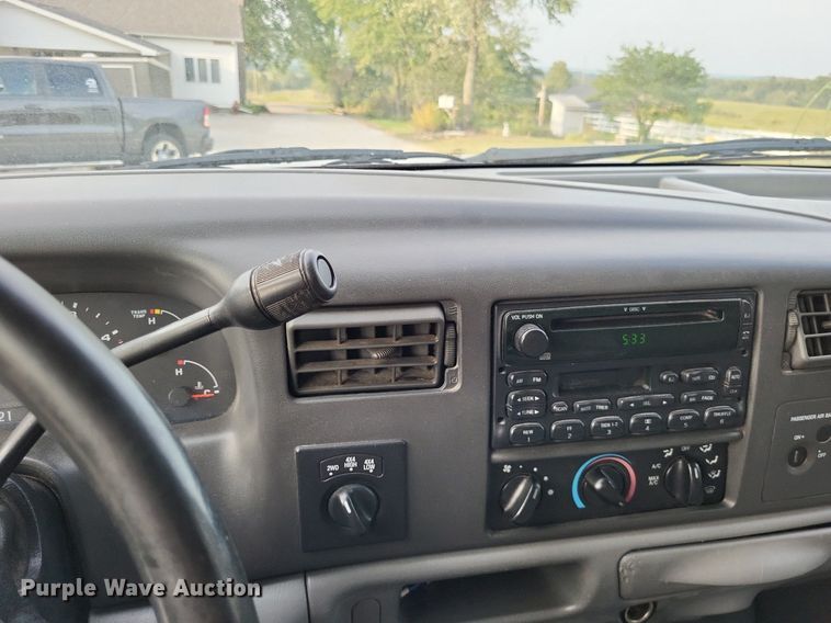 image for item LS9771 2004 Ford F350 Super Duty XLT  SuperCab pickup truck