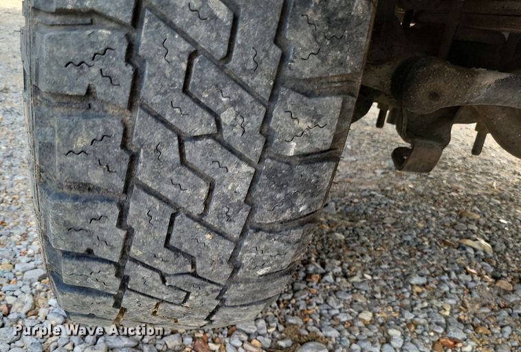 image for item LS9771 2004 Ford F350 Super Duty XLT  SuperCab pickup truck