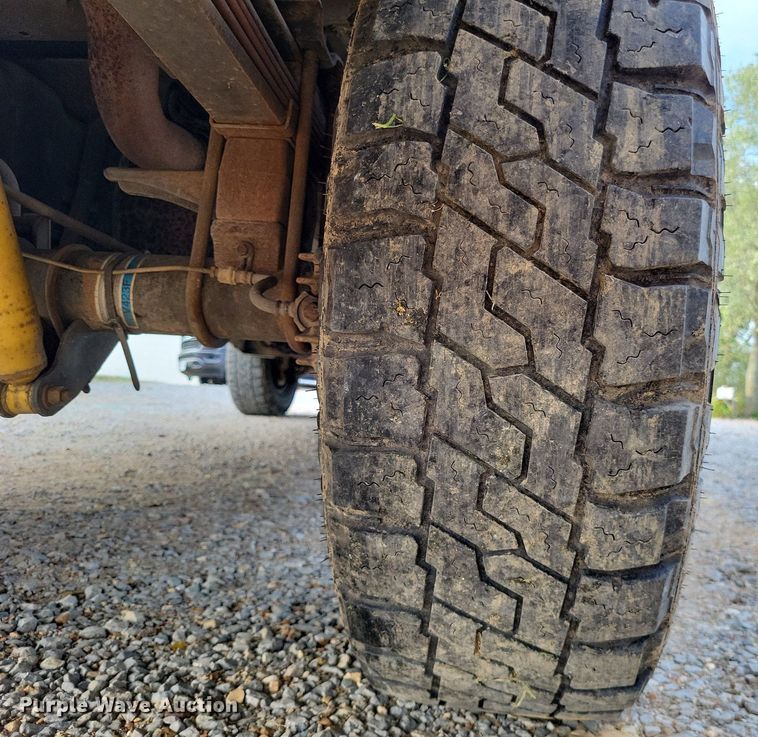 image for item LS9771 2004 Ford F350 Super Duty XLT  SuperCab pickup truck