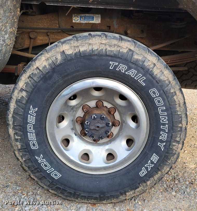 image for item LS9771 2004 Ford F350 Super Duty XLT  SuperCab pickup truck