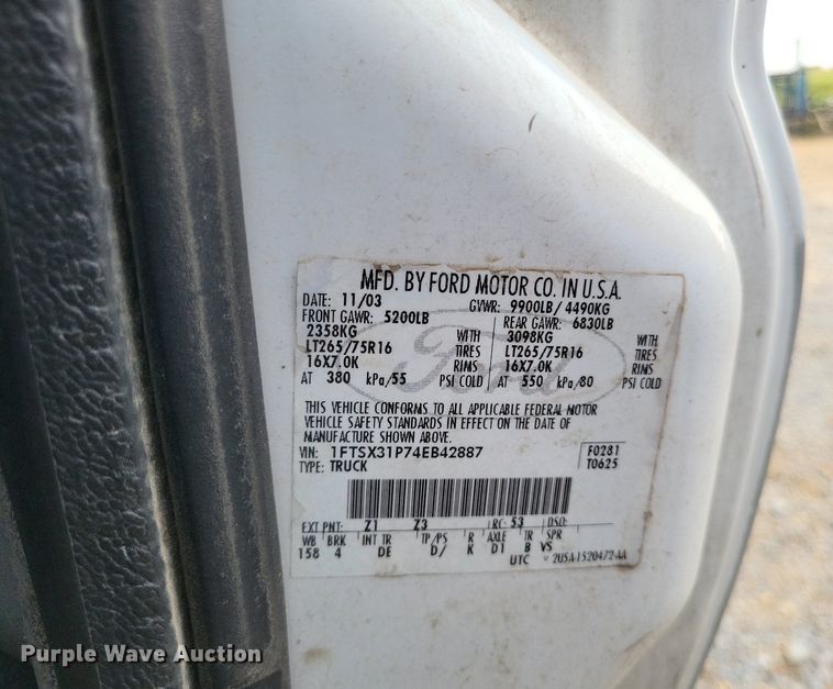 image for item LS9771 2004 Ford F350 Super Duty XLT  SuperCab pickup truck